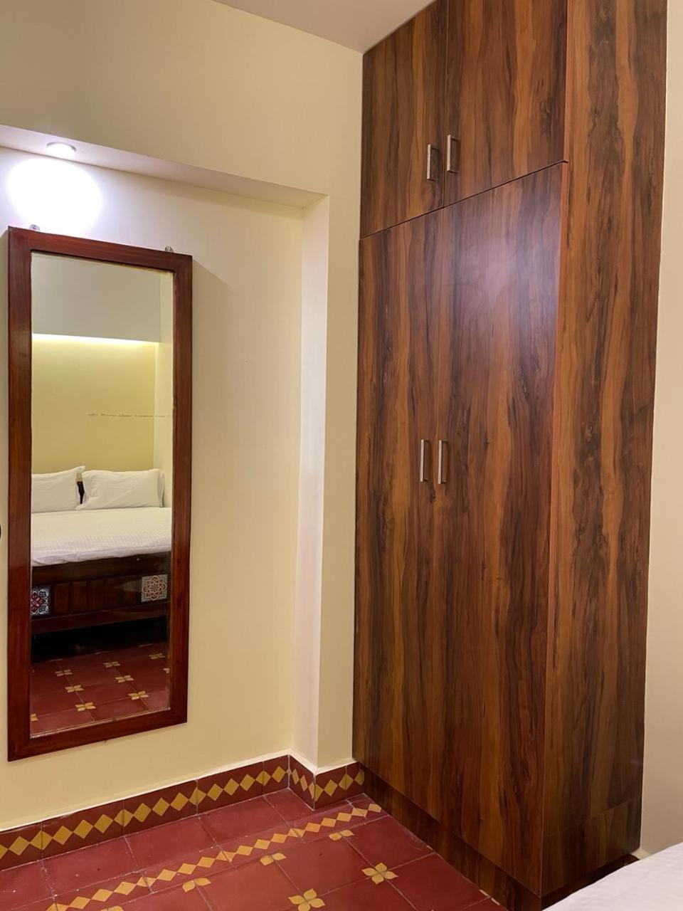 Viswa Residency Srirangam - Heritage Rooms Tiruchirappalli Ngoại thất bức ảnh